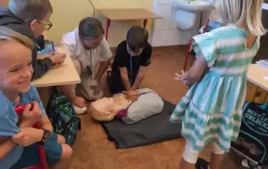 Pierwsza pomoc z klasą 1a i 1b! 7