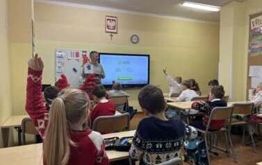 Zajęcia edukacyjne w klasie Ic &ndash; Akademia Łowc&oacute;w Odpad&oacute;w 4