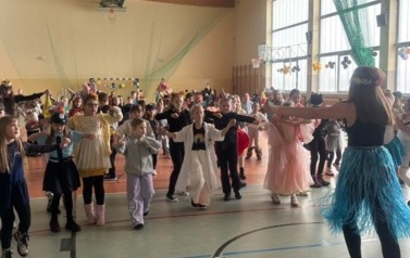 BAL KARNAWAŁOWY  2