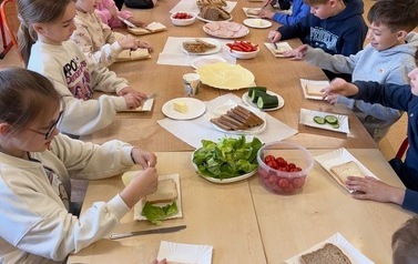 Zdrowe kanapki w klasie 2C 1