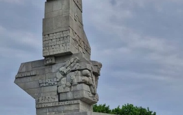 WYCIECZKA KLAS &Oacute;SMYCH NA WESTERPLATTE I DO GDAŃSKA 6