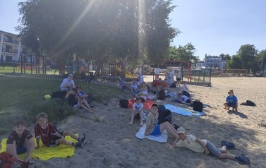 Bezpieczne wakacje - wizyta u ratownik&oacute;w WOPR 4