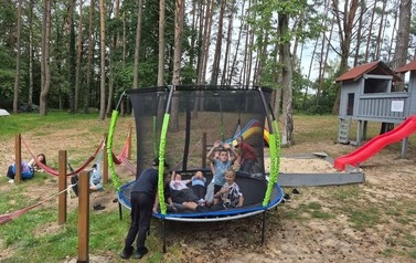 Klasy 5a i 5b na wsp&oacute;lnym ognisku integracyjnym! 7