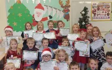 Rozstrzygnięcie konkursu plastycznego pt. KARTKA BOŻONARODZENIOWA. 1