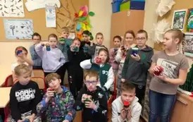 "Lekturki spod chmurki" &mdash; ciąg dalsz innowacyjnej przygody klas 2b, 3a i 3b! 7