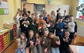 Uczniowie klas 2B i 2C &nbsp;wzięli udział w warsztatach wielkanocnych 1