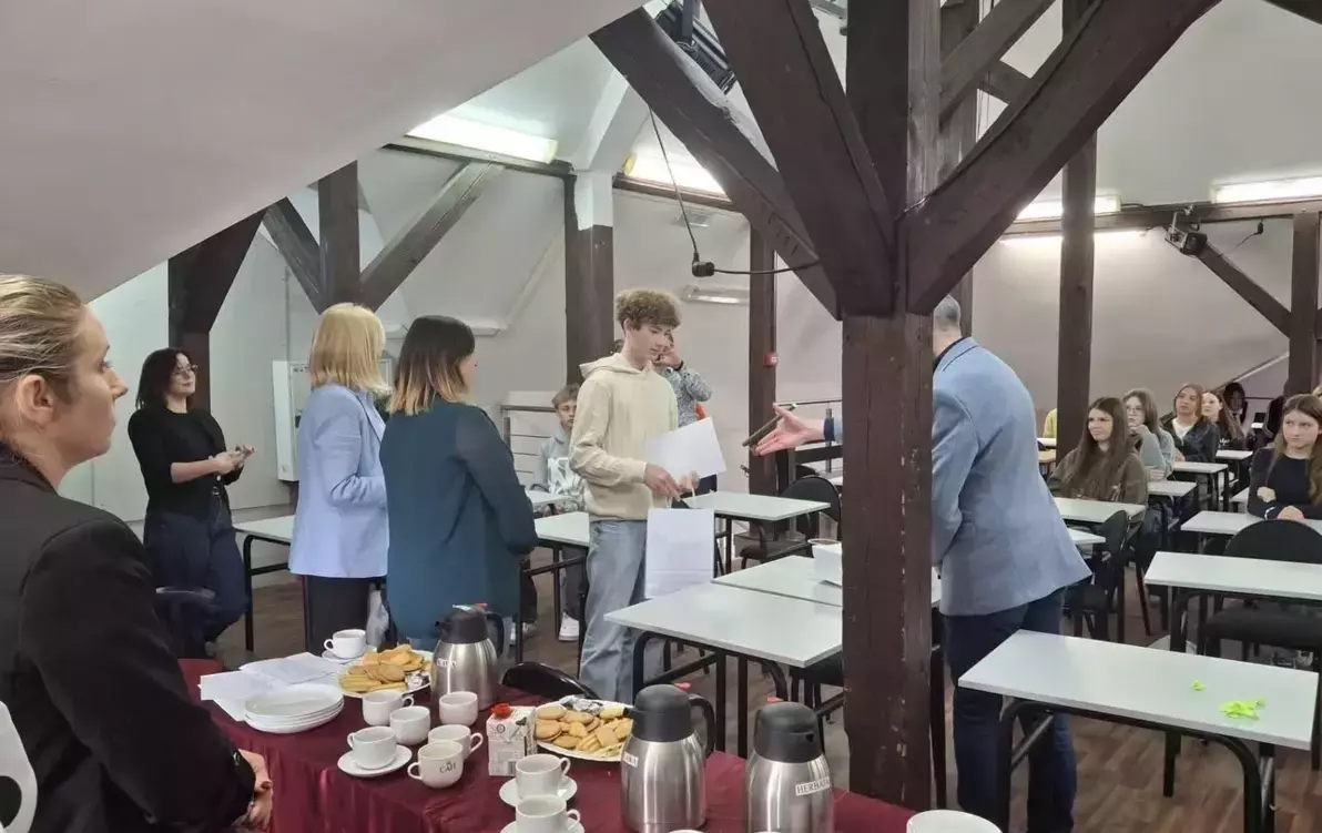 Zdjęcie do XXIV Powiatowa Olimpiada Języka Angielskiego