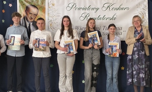 Zdjęcie do VI Powiatowy Konkurs Recytatorski "Wierszami Tuwima wiosna się zaczyna" 