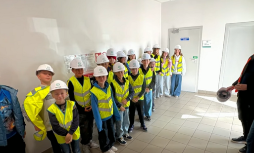 Zdjęcie do Od odpad&oacute;w do zieleni, nasza klasa świat odmieni